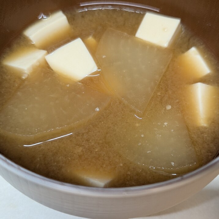 大根と豆腐のお味噌汁